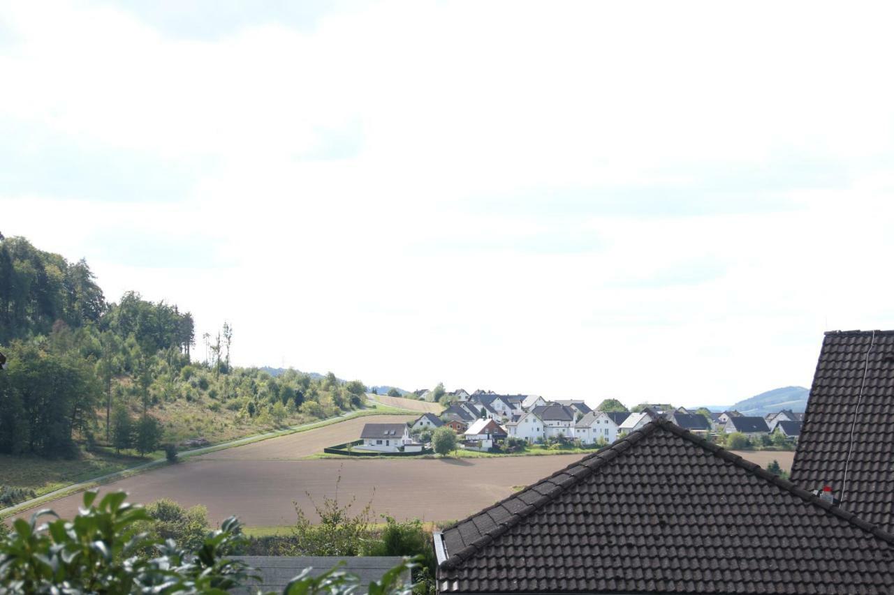 Ferienwohnung "Am Kreuzfelsen" 贝斯特维格 外观 照片